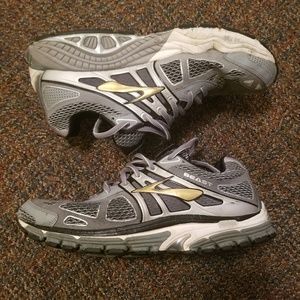 brooks beast 14 mens brown